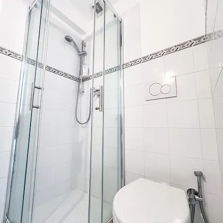 The Grotto Loft * Rom